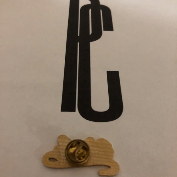 Wale Pin - Picture 4 of 4